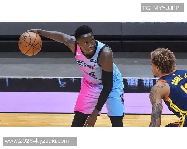 阿德耶米怒摔水瓶引发争议科瓦奇对球员态度感到失望