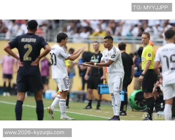 库尔图瓦称赞球队全面提升赞姆巴佩头球助攻令人惊讶 库尔图瓦称赞球队全面提升赞姆巴佩头球助攻令人惊讶