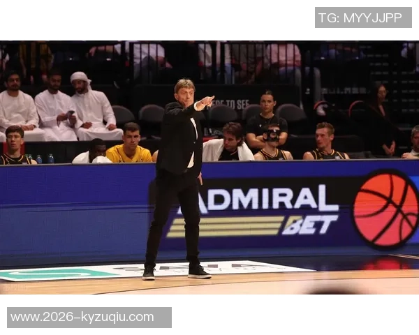 罗威与杨瀚森等中锋一致支持斯普利特担任球队主教练