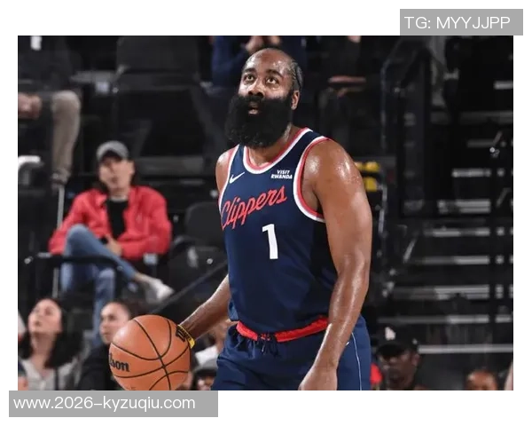 哈登半场表现分析：8投3中斩获9分5助攻三分命中率提升正负值为4